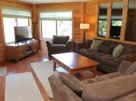 Seven Springs 1 Bedroom Premium Condo, Ski In Ski Out condo