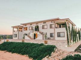 Villa Montefiori, hotel near El Cielo Winery, El Porvenir
