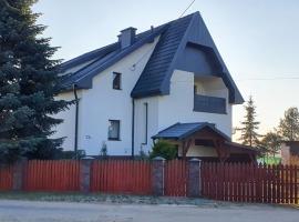 Silence Villa, hotel near Brzeg Castle, Szydłowice