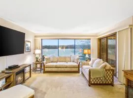 Pelican Bay Getaway