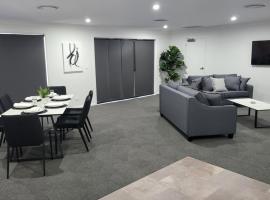 CH Boutique Apartments The Ringers Road, hotel a Tamworth