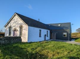 Ysgoldy Brynwyre, hotel a Llanrhystyd