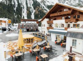 Hotel Mittagskogel Pitztal, hotel near Hirschtallift, Sankt Leonhard im Pitztal