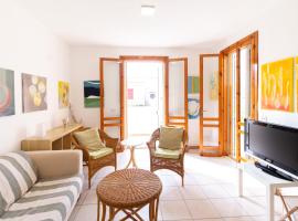 Rainbow Apartment - Torre dell'orso, hotel a Torre dell'Orso