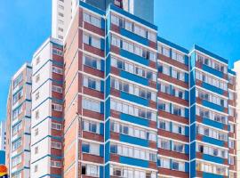 Impala Holiday Flats & Apartments, apartamento em Durban