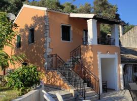 Nikolas House Upper Agni Bay, hotel with parking in Agní