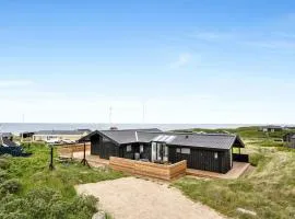 Gorgeous Home In Hjørring With Wifi