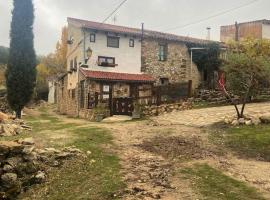 Preciosa casita rural en la sierra de Segur a, Cazorla y las Villas, hotell med parkeringsplass i Pontones