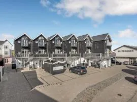 Lovely Apartment In Løkken With Wifi