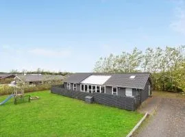 Four-Bedroom Holiday Home In Tarm