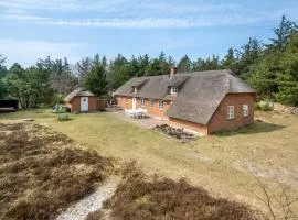 4 Bedroom Nice Home In Ulfborg