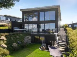 Amazing Home In Lgstrup With Wifi