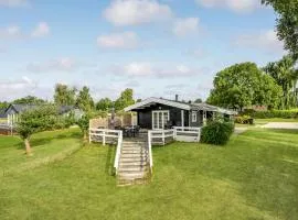 Three-Bedroom Holiday Home In Hejls