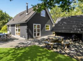 2 Bedroom Lovely Home In Give, semesterhus i Give
