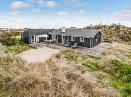 Four-Bedroom Holiday Home In Ringkobing
