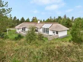 Gorgeous Home In Fjerritslev With Wifi