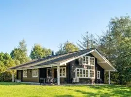 Stunning Home In Kalundborg With 4 Bedrooms, Sauna And Wifi