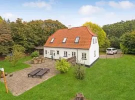 3 Bedroom Cozy Home In Tranekær