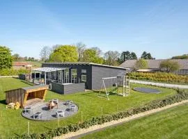 Four-Bedroom Holiday Home In Haderslev
