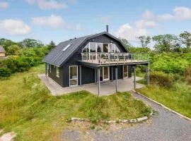 Four-Bedroom Holiday Home In Skjern