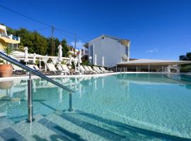 Kerkyra Island Hotel, hotel v destinaci Mesongi