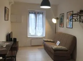 Studio meublé et équipé
