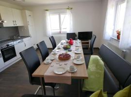 Ferienwohnung 11, khách sạn ở Ochsenhausen