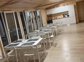 COMPLEX TURISTIC Gradina de corzi si Aventura Eselnita, rezort v destinaci Eşelniţa