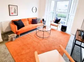 Spacious 3-bed near the city centre