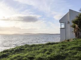 Beach House, hotel v destinaci Duncannon