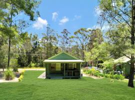 Beau Cabin One Bedroom Cabin on Golf Course, hotell i Kangaroo Valley