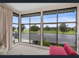 Beach view Rippleside Cottage, alquiler temporario en Geelong West