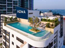 HOMA Si Racha, hotel com banheiras de hidromassagem em Si Racha