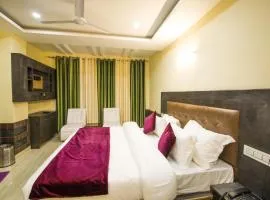 Vella Mrina Group of Hotel Edge