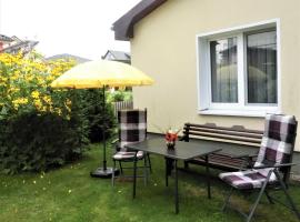 Bungalow Familie Trieglaff mit Carport und Wlan, Hotel in Zinnowitz
