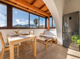 Villa Eleonora Residence App to 2, ваканционна къща в Капотера