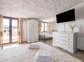 Villa Eleonora Residence App to 3, ваканционна къща в Капотера