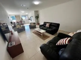 Downtown Narrabri Apartment