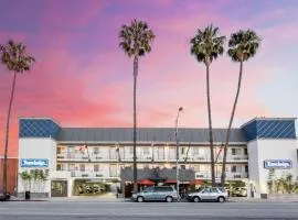Travelodge by Wyndham Culver City