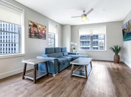 Stylish Condo with Game Room in New Orleans، فندق في نيو أورلينز