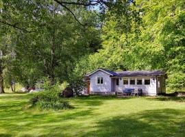 Awesome Home In Fjlkinge With Kitchen, feriebolig i Fjälkinge