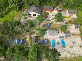 River Edge Resort Nepal, Campingplatz in Benighāt