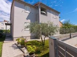 Apartments Kaya