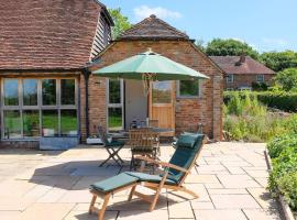 The Parlour, holiday home in Warbleton