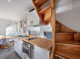 Appartement duplex 4 pers à Courchevel avec superbe vue et WIFI - FR-1-563-87, hotel i Courchevel