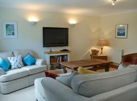 Lazy Puffin, hotel with parking in Beadnell