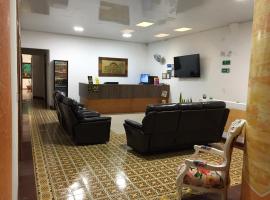 Hotel Boutique el Sol, hotel v destinaci Cartago