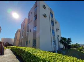 Apartamento bem localizado, hotel in São José