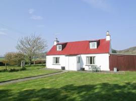 Wester Croachy Cottage, hotel with parking in Aberarder
