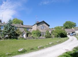 Greystones, hotel with parking in Kilnsey